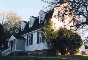 Gambrel-roofed building in Colonial Williamsburg